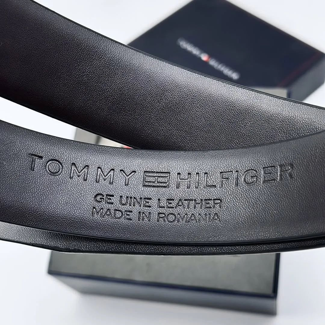 Tommy Hilfiger Men's Reversible Belt Gift Set with 2 Buckles